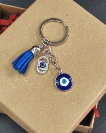 6  μπρελοκ ματακια (1)